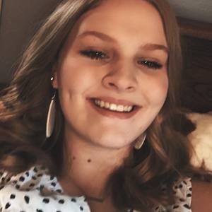 Meet your Posher, Kendra